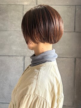 ディスコネクト(DISCO-N-NECT) 丸みショート ショートボブ ブラウンカラー 顔周りレイヤー