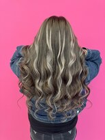 ロサ ファイブヘアー(Rosa..5Hair)&nbsp;エクステハイライトでギャルstyle！