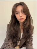 ロングレイヤーカット　顔まわりカット