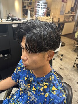 フリーゼアコマキ(FRISEUR) どの年代でも大丈夫！ニュアンスパーマ