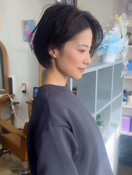 大人ショートボブ丸みショートカットマッシュショート前髪あり