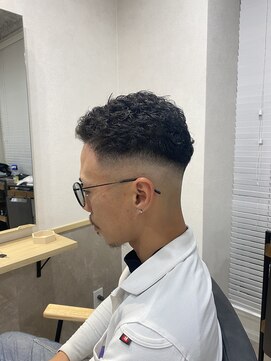 ビアーク(Be:arc) スキンフェード＋パーマ