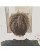 マルサンカクシカクプラスヘアー(〇△□＋Hair.)&nbsp;束感ショート