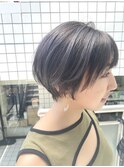 斜めバング/ショートボブカット/グレーカラー/マッシュ/前髪