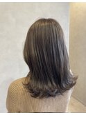 透明感透け感くすみアッシュベージュ ツヤ髪くびれ外ハネロング
