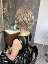 シェル(Shell)&nbsp;ダウンスタイル