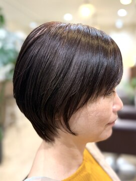 プラウドヘアー(Proud hair) 丸み×エアリー感大人女性ショート