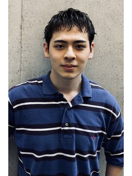 レジュアル(RESSUAL) かき上げヘア　ニュアンスマッシュ　センターパート　ビジネス