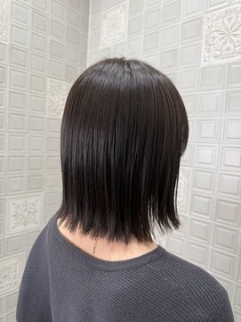 ルシエ(LUCIE) 切りっぱなしボブ