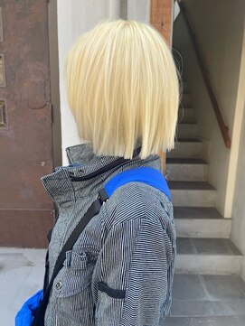 カンナ オーガニック ヘアデザイン(CANNA ORGANIC & HAIR DESIGN) ヴィーガンブリーチで抜きっぱなしブロンド