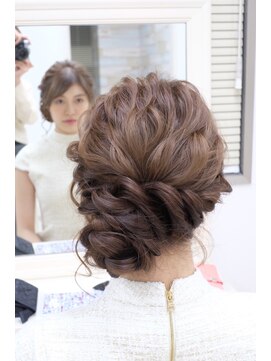 リサ 恵比寿(risa.) ゆるりん波ウエーブサイドアップ