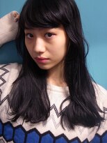 ピープル(people)&nbsp;(people)無造作な緩めのウエーブのミディアムヘア