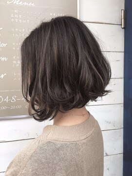 アペゼ(Apaiser) アディクシーカラー×エメラルド×ハイライト×インナーカラー