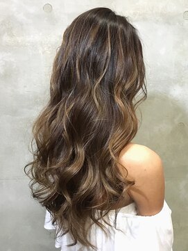 ロビン(ROBIN) hugbymerry渡辺 today's back shot《0726》