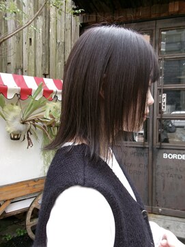 ミント(mint) 外ハネボブ/切りっぱなしボブ/ボブ/グレージュ