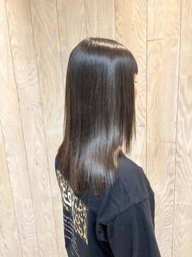 ヘアートゥリース 武蔵小杉店(hair trees) つやつやストレート