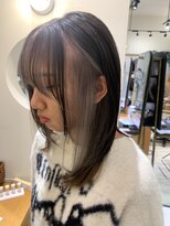 ジップ 緑店(zip)&nbsp;ハッシュカットインナーホワイト × 20代愛されレイヤー