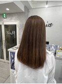 ブラウンカラー