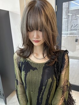 イエナ 渋谷(IENA) ウルフカット アンブレラカラー グレージュカラー