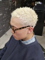 フォーコーナーズカットショップスリーセント 栄(FourCornersCutShop 3/cent)&nbsp;イージードリル/スパイキーベリーショート/ホワイトブロンド