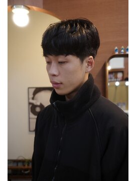 エディ(Edy) メンズマッシュ刈り上げニュアンスパーマ韓国ヘア眉毛カット岡山