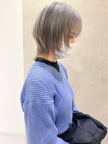 アカンサス バイ ミリー 高槻店(acanthus by milly)&nbsp;人気30代40代絶壁解消ひし形白髪ぼかし大人ショートウルフ中山