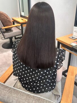 ミュラ(mulah) チョコレートブラウン透明感カラー＊艶髪ストレートヘアロング