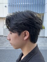 ディライト(Delight)&nbsp;毛流れニュアンスフェザーパーマセンターパート韓国ヘア新潟
