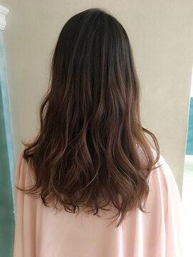 ロンド 銀座(Lond) グラデカラーが可愛いロングヘアー 担当本田