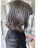 ハイライト、ブルーベージュ