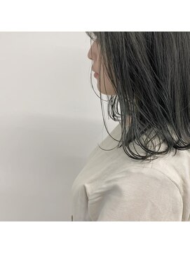 ガーランドウメダ(Garland umeda) ミディアムボブ