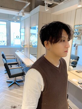 アルト(Alto) 黒髪イケメンニュアンスパーマ束間モテ髪マッシュ流行ビジネス