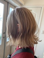 ティアナ(Tiana)&nbsp;切りっぱなしボブ