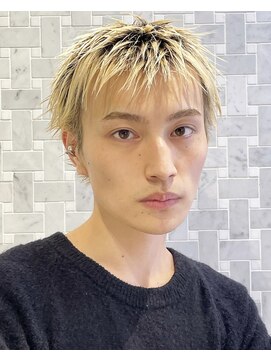 フイ 代々木(Hui) メンズ/アップバング/ツーブロックマッシュ/束感ショート/波巻き