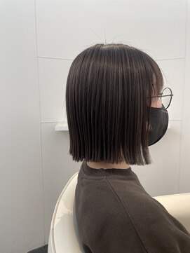 ナインバイトゥルース(9 NINE by truth) 切りっぱなしボブ