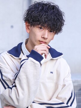 モットコウ 松山大街道(Mot-Co) 王道マッシュ×無造作ツイスパ