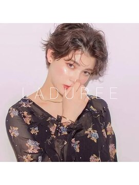 ラデュレ(LADUREE) Short