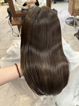 ニーゼロゼロナナ(2007) 髪質改善カラー