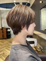 アウラ ヘア デザイン(aura hair design) ハイライトショート