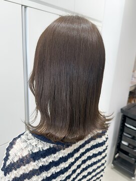 ビブ(VIV) オリーブベージュ/オリーブブラウン/顔まわりレイヤー