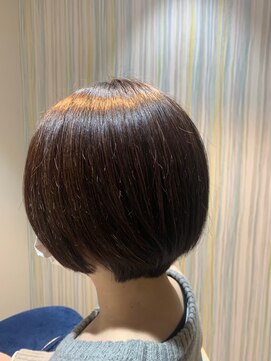 ロアゾブルー(L'oiseau Bleu) くびれのあるボブスタイル☆彡