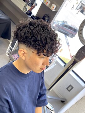 グルーマーズトウキョウ(GROOMER/S TOKYO) 神保町 スペインカール メンズ ハードパーマ ラルフカール