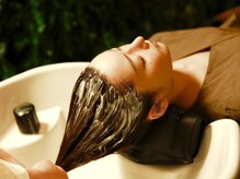 ヘアリゾート粋 トゥジュ 池袋東口店(tujuh)