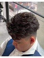 イーラ アメ村店(era)&nbsp;フェザーショートパーマ/メンズ/刈り上げ/眉毛/ツイスト