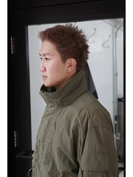 ウェルネス(Wellness) スパイキーショート　ブリーチカラー