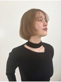 顎ラインが綺麗に見える高見えボブ