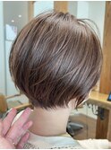 丸みショートボブ顔周りカットくびれショート白髪ぼかし髪質改善