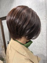 イロ バイ マグ(IRO by Mag) 大人ショートボブ 小顔カット