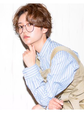 ビヨウシツ ポスタ アンニュイショート