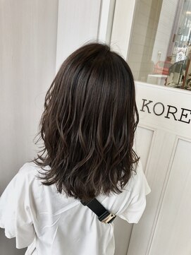 コレロ ヘアー(KORERO hair) ラベンダー×外はね